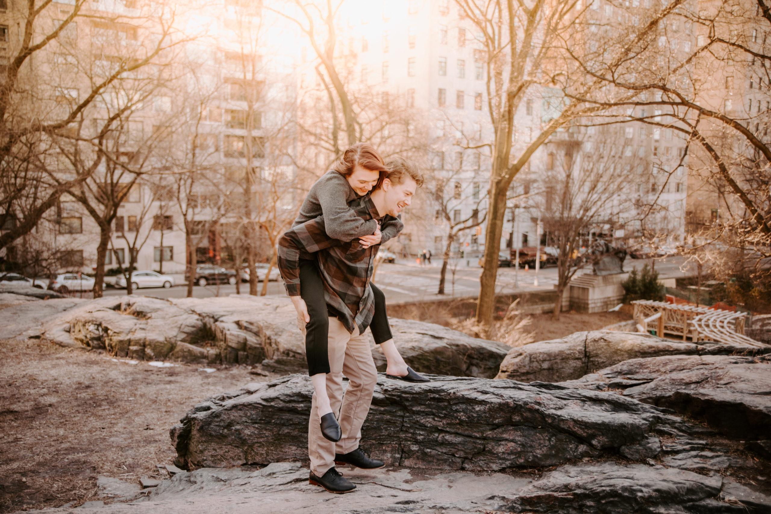 Wintry Central Park Engagement Photos by Kara McCurdy Photography