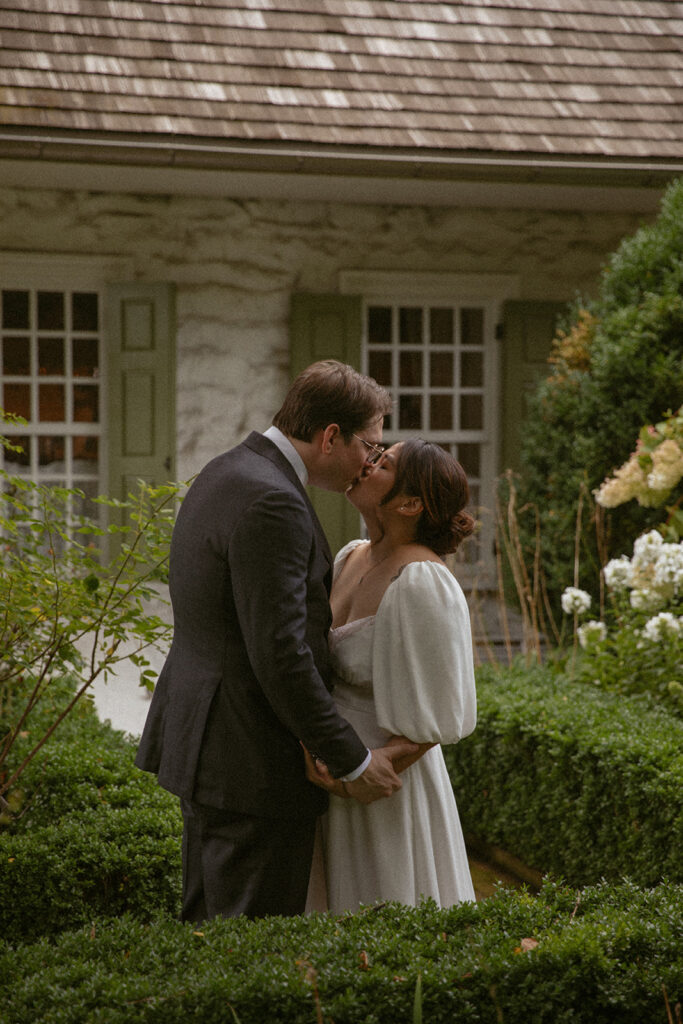 Summer Backyard BBQ Casual Wedding in Queens New York by Kara McCurdy Photography