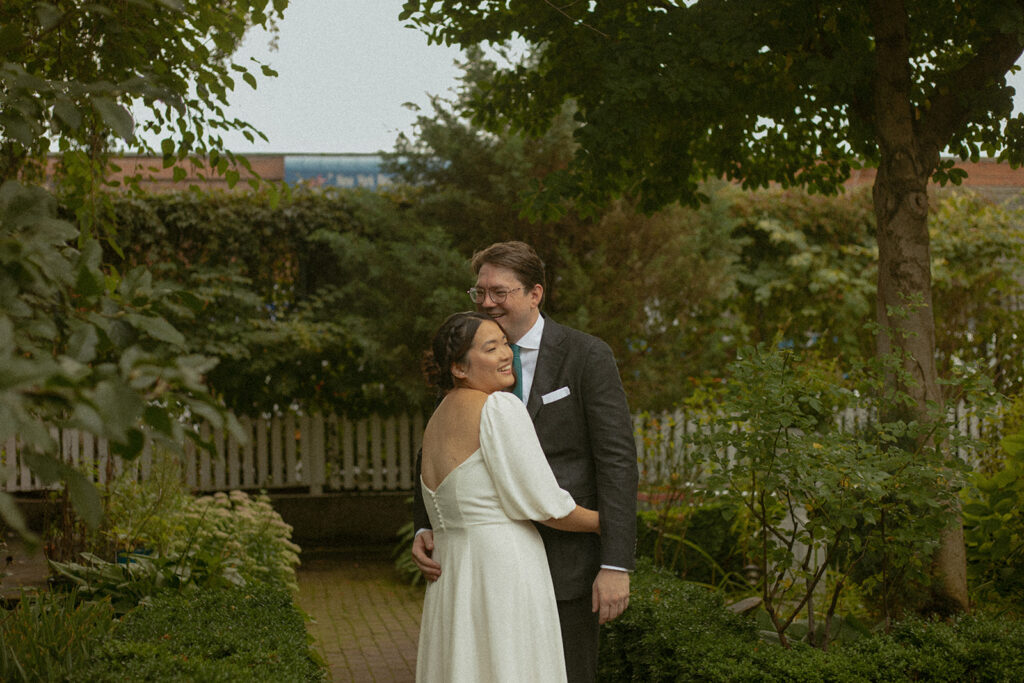 Summer Backyard BBQ Casual Wedding in Queens New York by Kara McCurdy Photography