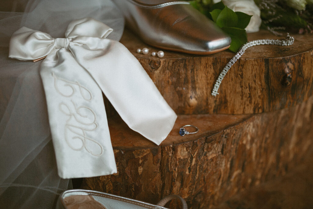 rainy elopement in new york city