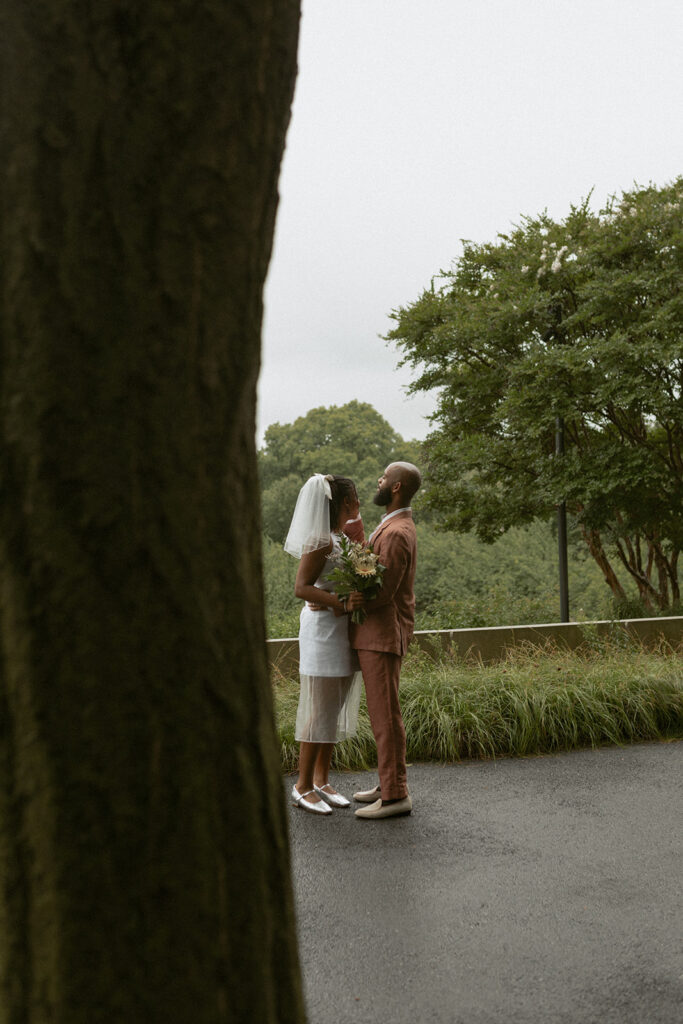 rainy elopement in new york city