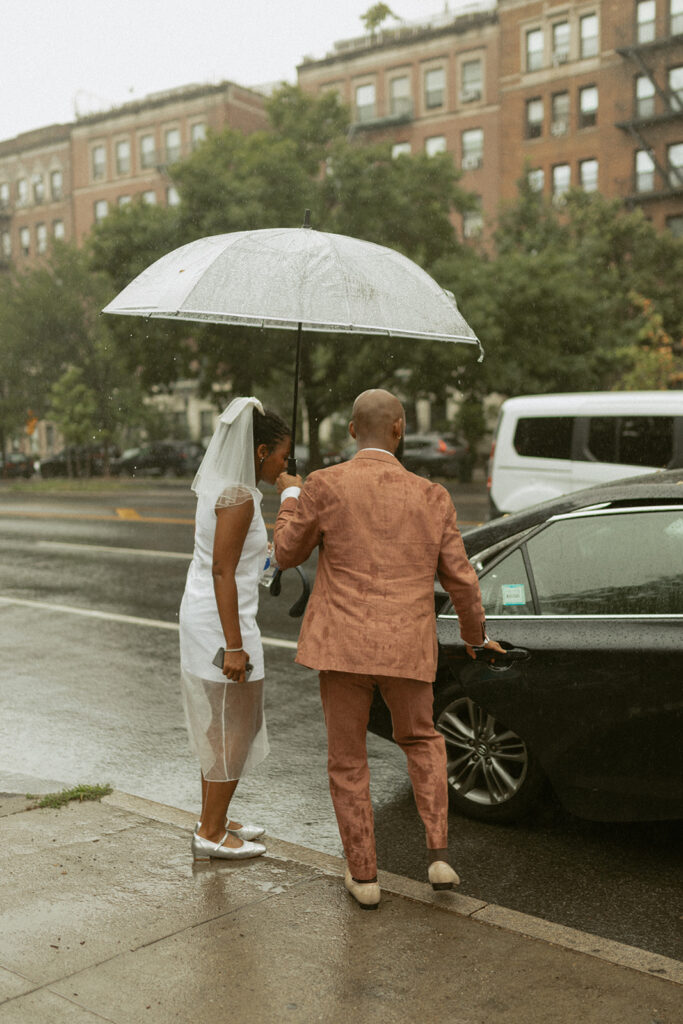 rainy elopement in new york city